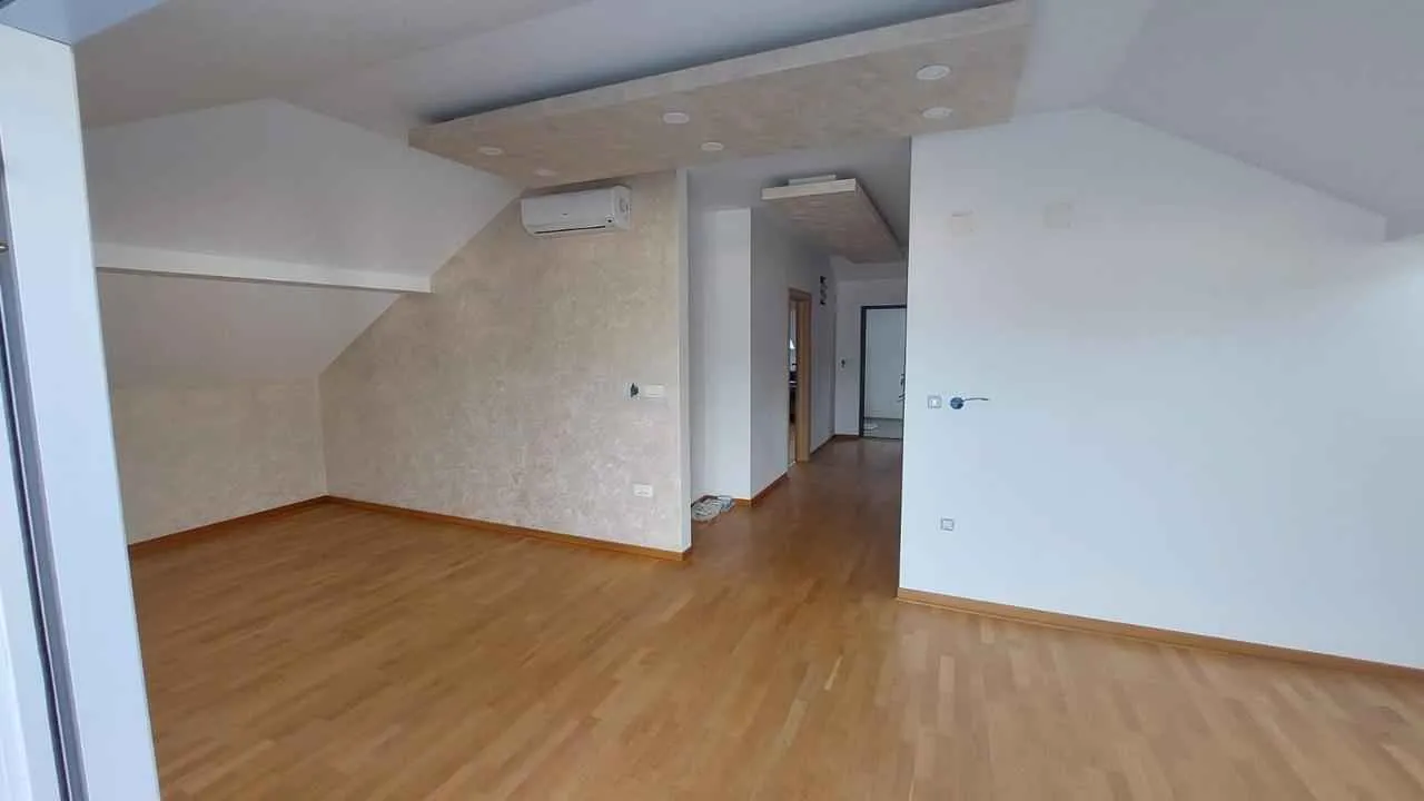 Two bedroom apartment in Budva near the old town